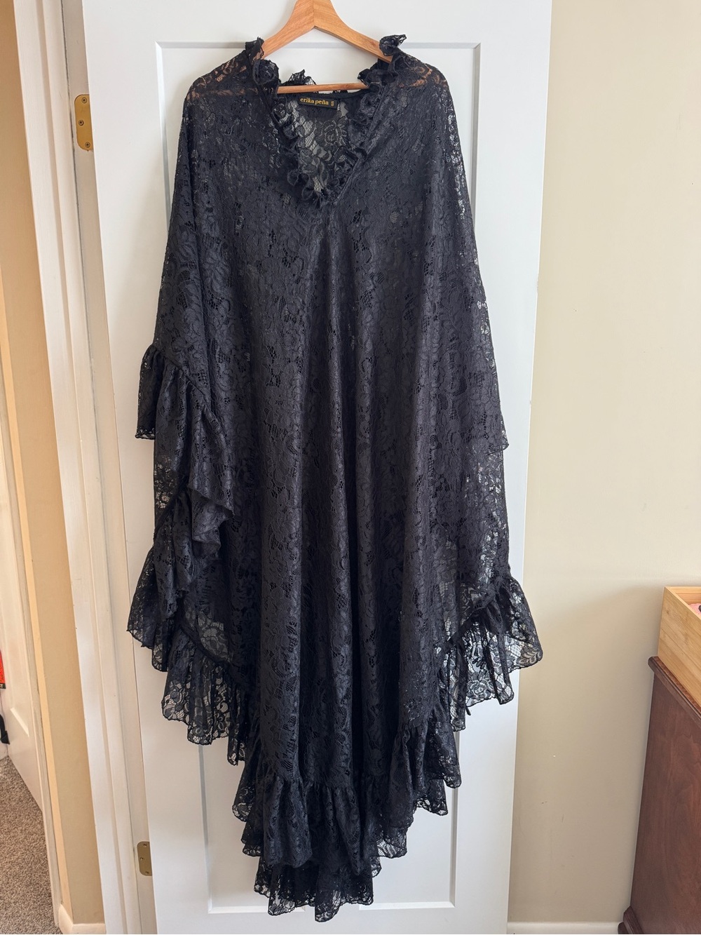 Black Lace Stevie Nicks Kaftan Dress - Picture 4 of 9